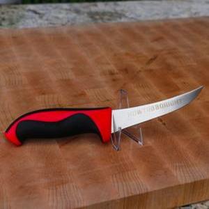 https://www.wickerlandpatio.com/cdn/shop/products/killer-hogs-cast-iron-knives-5-flex-curved-boning-knife-dexter-russell-wicker-land-patio-36292232151263_300x.jpg?v=1638660899
